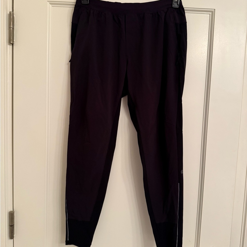 Lululemon Men's Black Athletic Pants